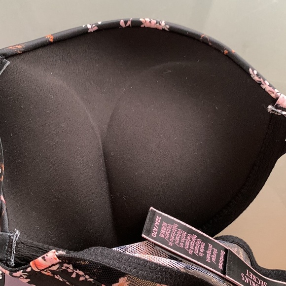 BNWT Victoria’s Secret’s BRA & THONG PANTY SET BLACK FLORAL Up 2 cup PushUp Shi… - Picture 5 of 11